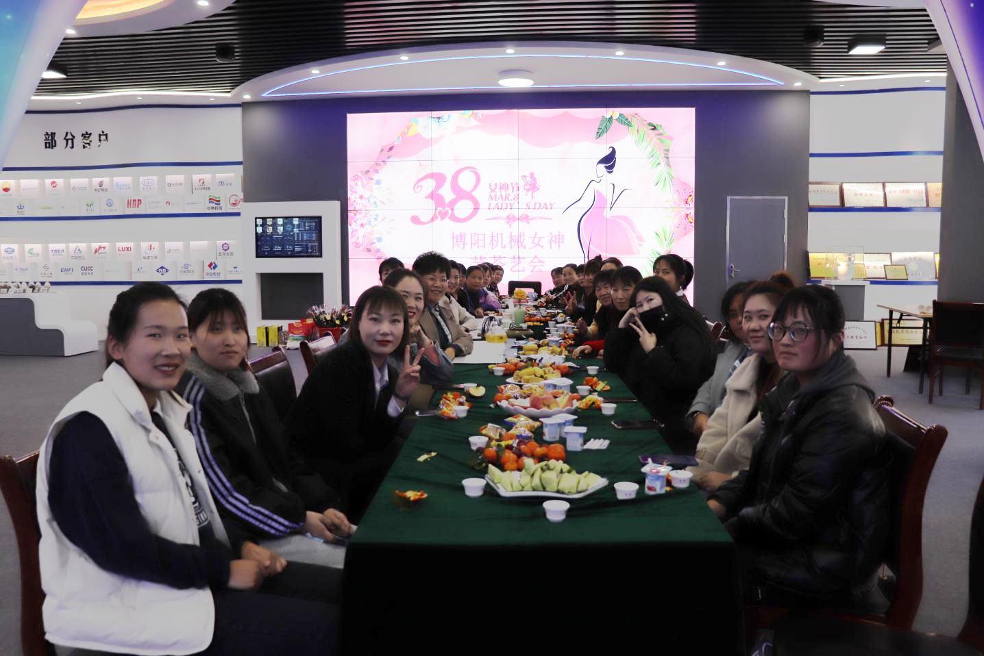 博陽(yáng)機(jī)械“三八”女神節(jié)茶藝會(huì)圓滿(mǎn)結(jié)束