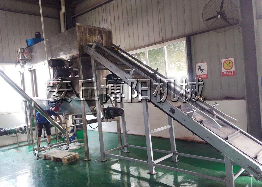 安丘博陽(yáng)硅粉自動(dòng)拆包機(jī)提供非標(biāo)定制滿(mǎn)足不同客戶(hù)要求