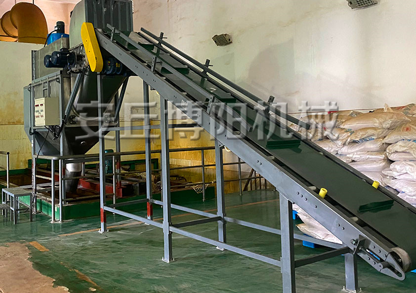 有機(jī)肥自動(dòng)拆包機(jī)的優(yōu)勢(shì)有哪些呢？