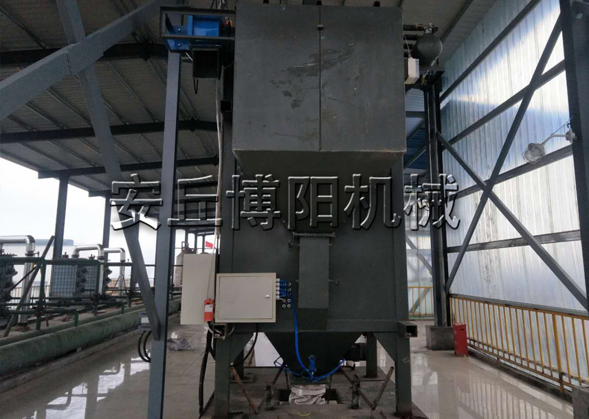 除塵灰噸袋拆包機(jī)的具體優(yōu)勢主要有哪些？