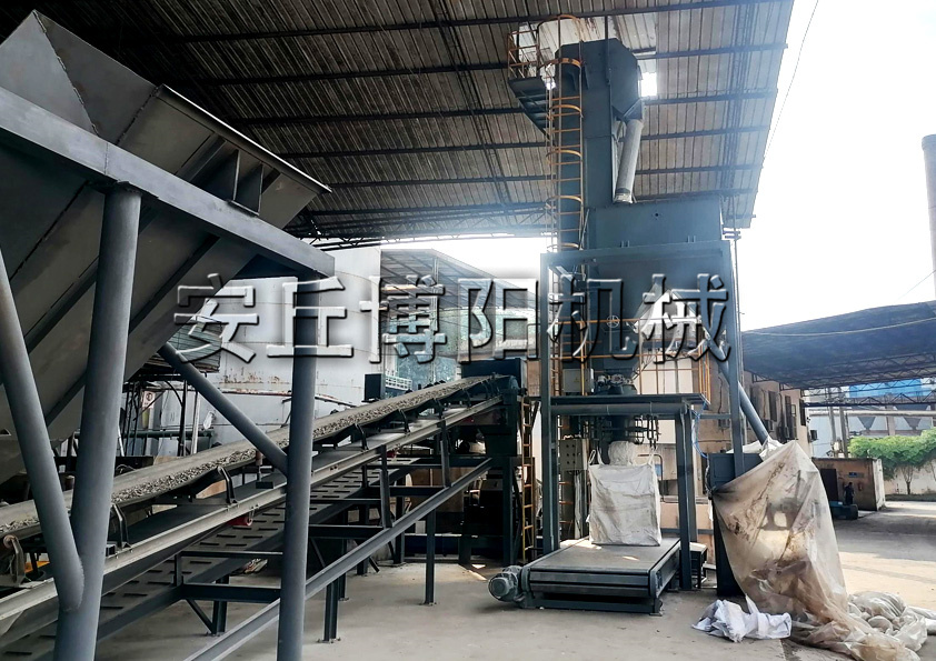 粉煤灰噸袋包裝機(jī)備受各行業(yè)歡迎的原因是什么？