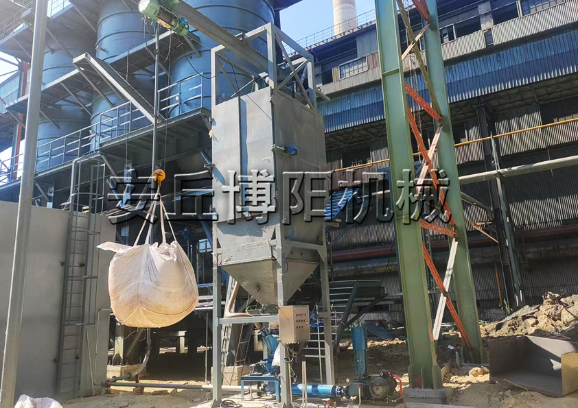 硫酸銨噸袋拆包機(jī)為啥被廣泛應(yīng)用于袋裝粉粒物料？