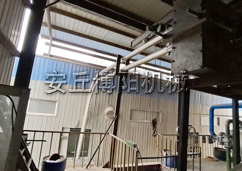 為什么很多企業(yè)會選擇安丘博陽樹脂粉管鏈輸送機呢？