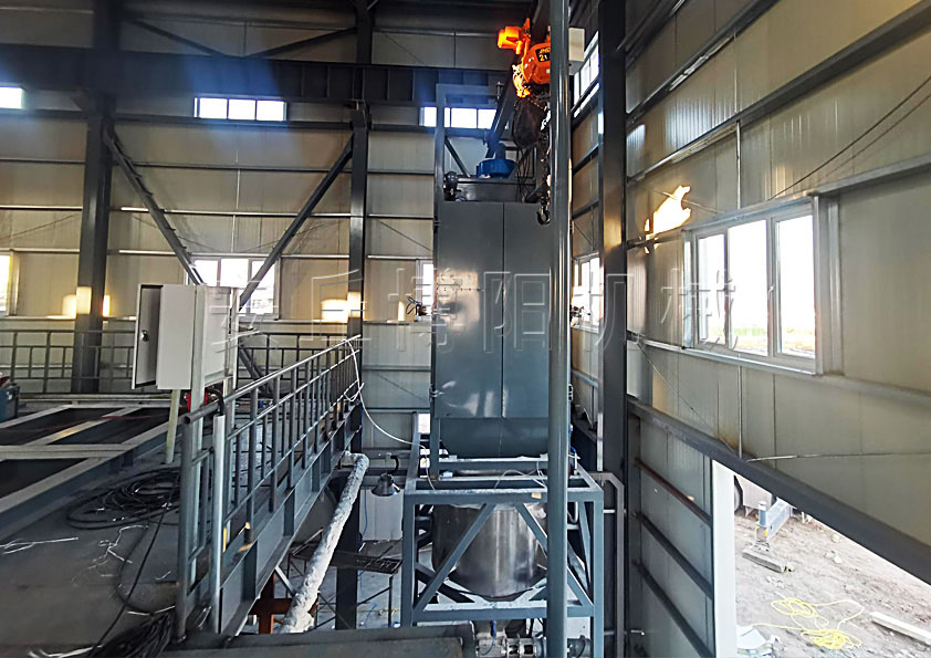 碳酸氫鈉噸袋拆包機(jī)的優(yōu)點(diǎn)有哪些呢？