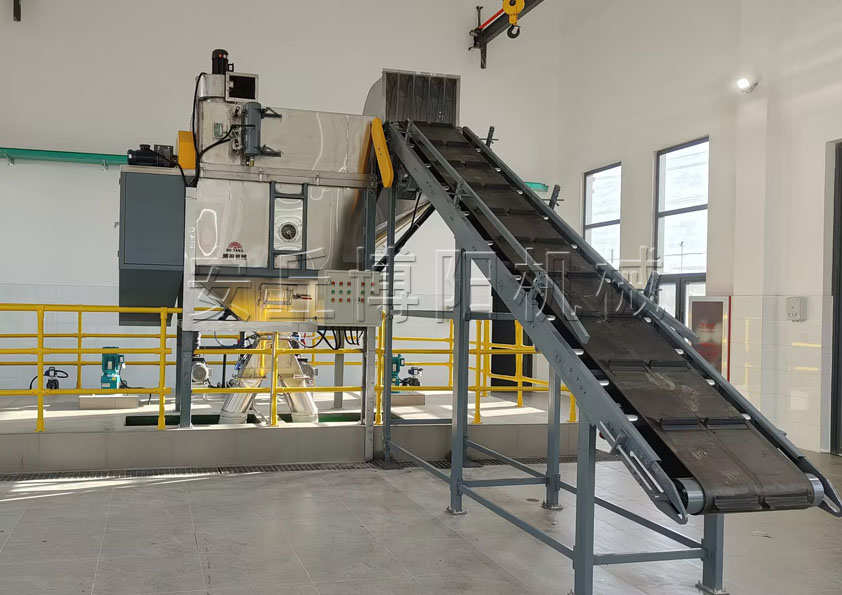 水泥自動拆包機在現(xiàn)代工業(yè)生產(chǎn)中展現(xiàn)出多方面的優(yōu)勢