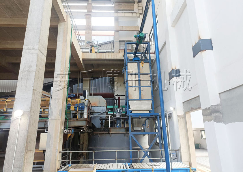 關于氯化鈉噸袋拆袋機的工作原理及操作流程